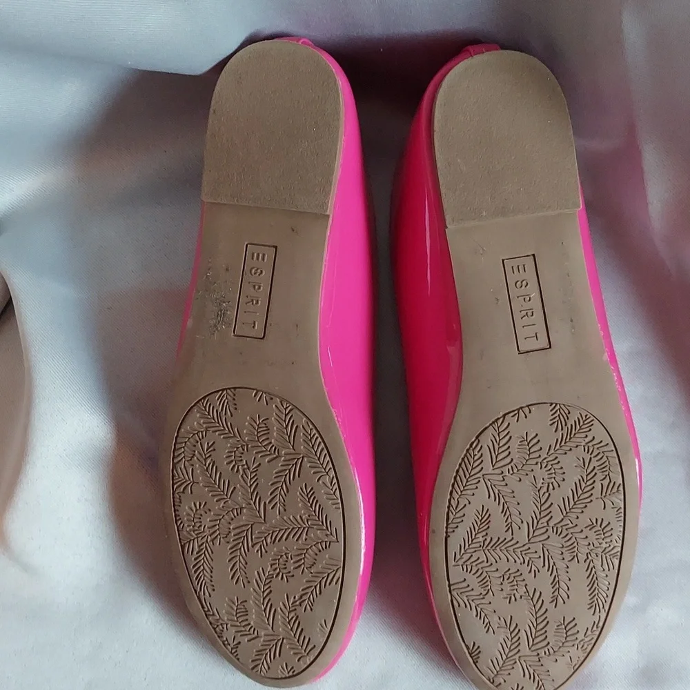 Espirit Shoes, Patent Flats, Hot Pink, Scallop Detail, Soft Cushion Insole‎